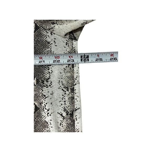 K&C Womens Grey Snakeskin Print V-Neck  Blouse with 3/4 Sleeves Size XL - Picture 4 of 12